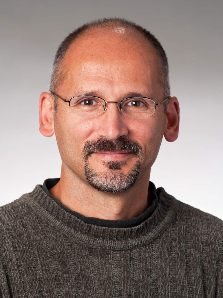 Agapitos Papagapitos Headshot