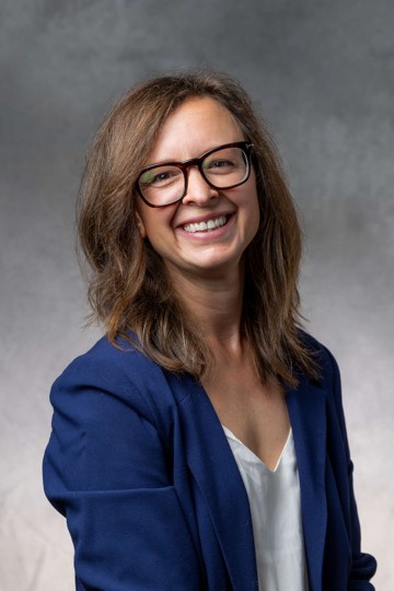 Annie Pezalla headshot