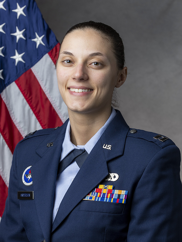 Maria Anderson headshot