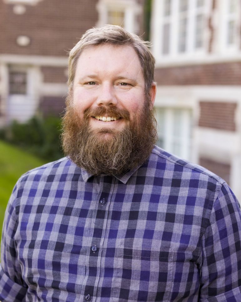 Zach Dotray headshot
