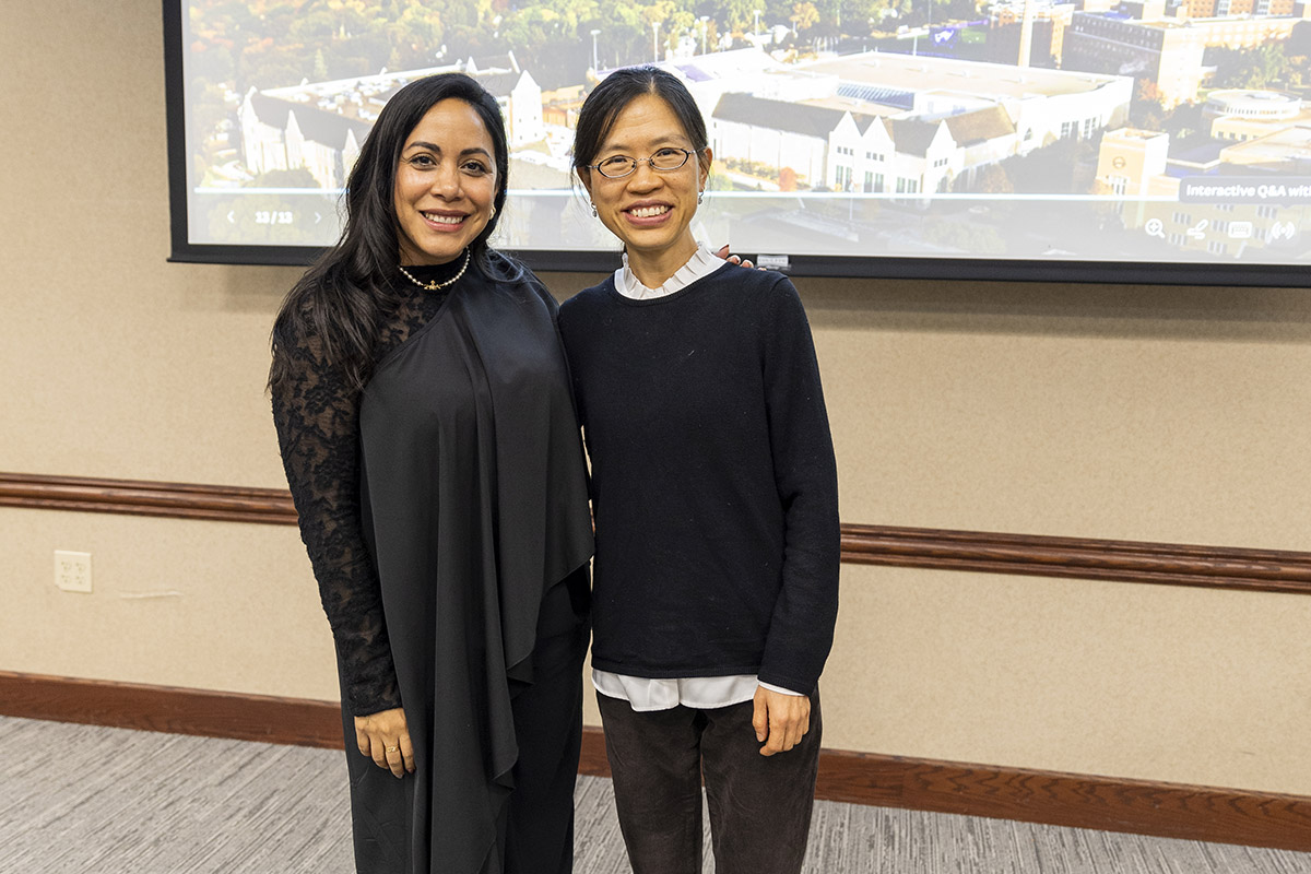Victoria Bartness with her faculty mentor