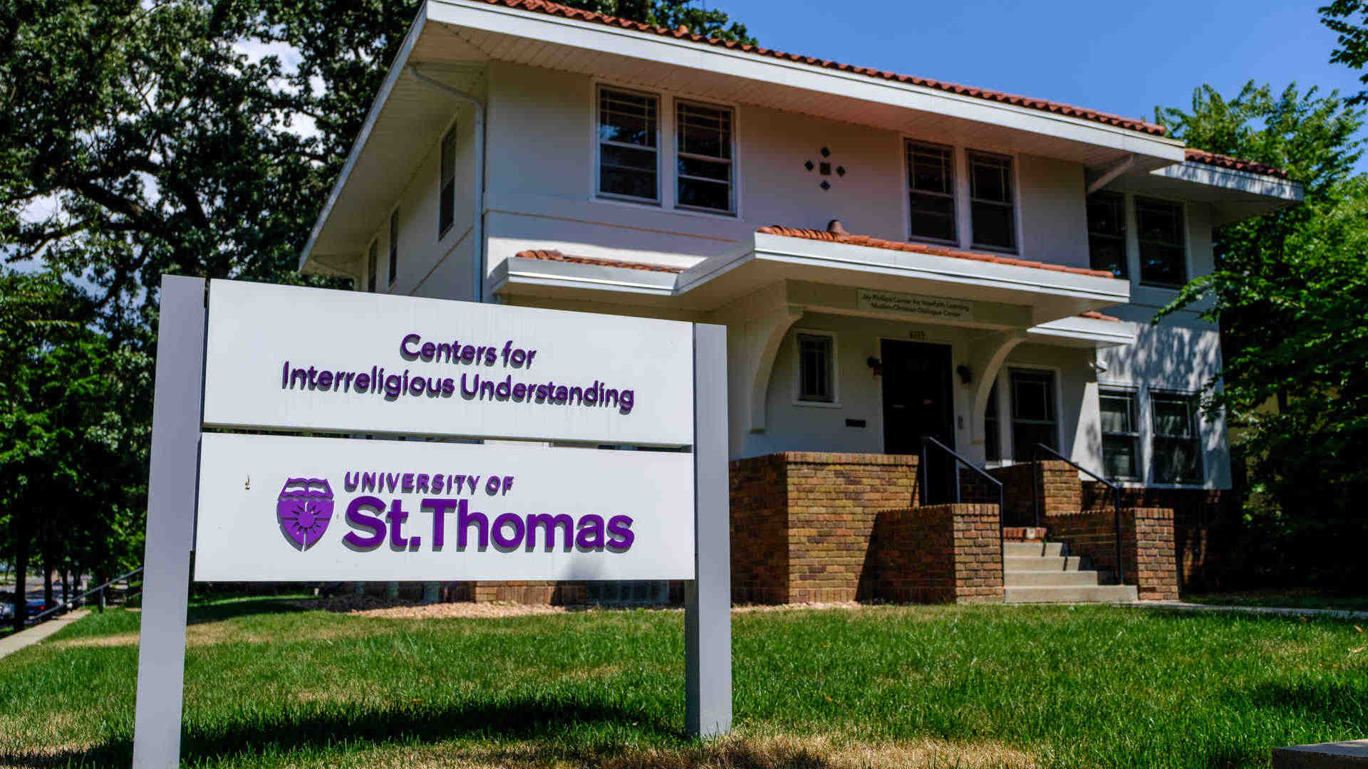 Exterior photo of Jay Phillips Center for Interreligious Studies.