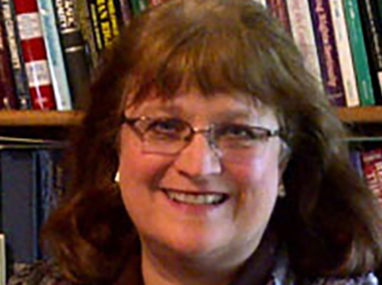 Headshot of Dr. Mary Lemmons.